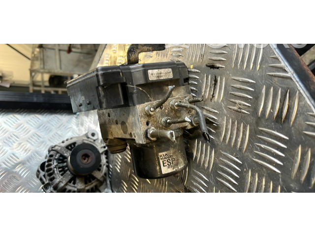 Jednotka ABS 5WY762A KIA Carens II 2006