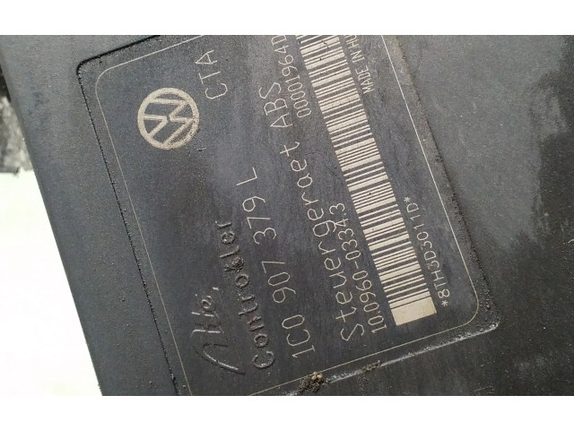 Блок АБС 1J0614117G, 1C0907379L Volkswagen Bora 1998 - 2005 года