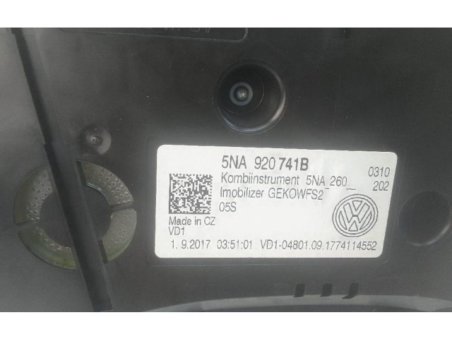 Přístrojová deska  Volkswagen Tiguan 2008 5na920741b  