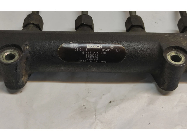 Топливная рампа 8658252, 0445215010   Volvo S80  