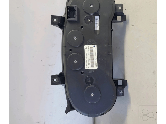 Přístrojová deska Alfa Romeo Mito 2008 Y50001