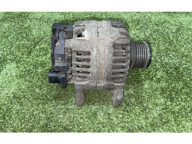 Генератор 0124325130, 06F903023D Volkswagen Caddy