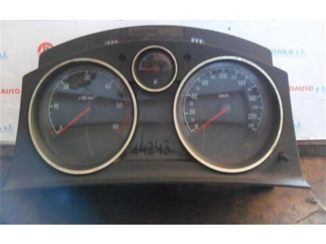 Přístrojová deska Opel Astra H 2005 110080261020