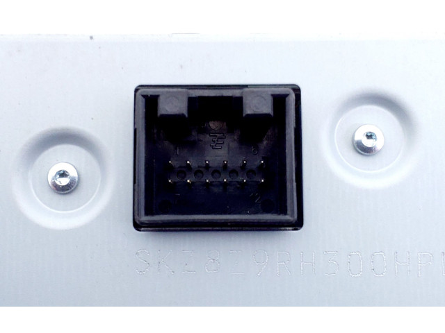 Радио/ проигрыватель CD/DVD / навигация 6V0919604    Skoda Fabia Mk3 (NJ)