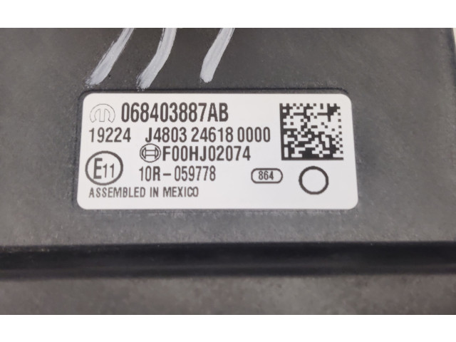 Блок управления парковки 068403887AB   Ram 1500