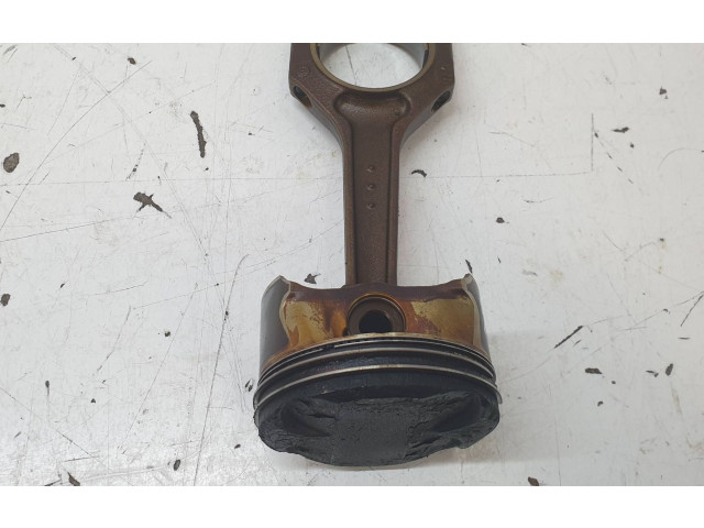 Шатун N46B18A 11247589535 BMW 3 E46