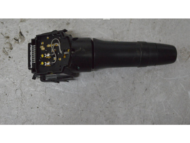 Ручка стеклоочистителей Mitsubishi L200