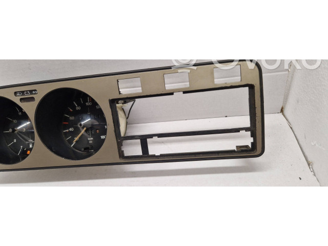 Панель приборов 1719191033 Volkswagen Golf I