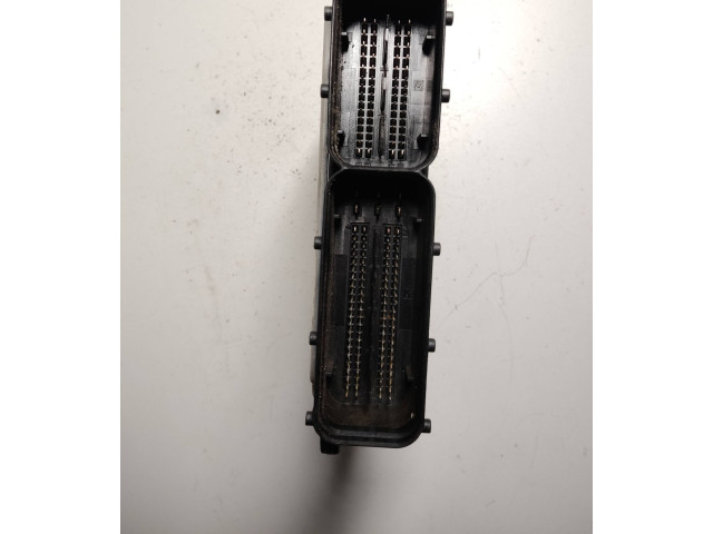 Řídící jednotka 070906016J, 1039S03645   Volkswagen Transporter - Caravelle T5 2005