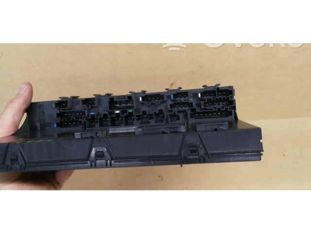 Pojistková skříňka 2035453701 Mercedes-Benz C W203 2005