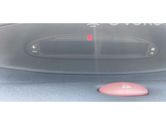 Панель приборов 00006105G4 Citroen Xsara Picasso