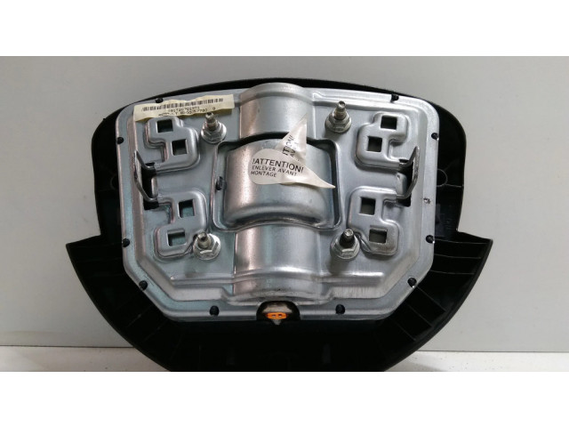 Подушка безопасности водителя 8200057780B   Renault Clio II