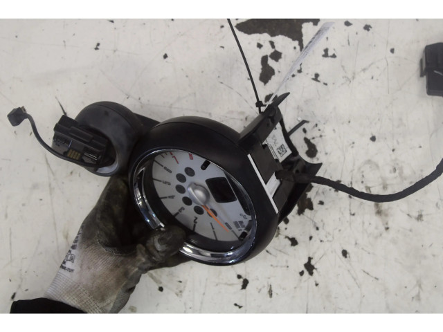 Přístrojová deska  Mini One - Cooper R57 2008   