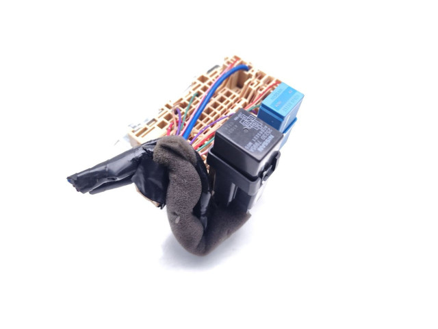 Pojistková skříňka Nissan Pulsar 2015