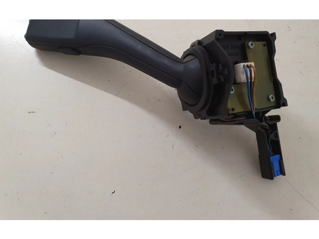 Ручка стеклоочистителей 1K0953519A   Volkswagen Caddy