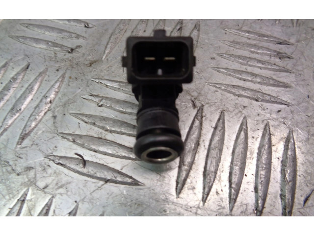 Форсунка 8200292590    Renault Clio III   