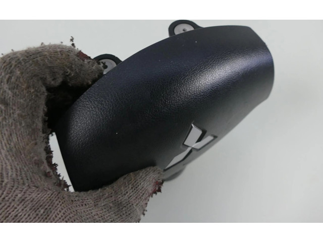 Подушка безопасности водителя 7030A088XA Mitsubishi Outlander