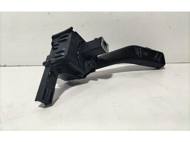 Ручка стеклоочистителей 1k0953519   Volkswagen Golf SportWagen