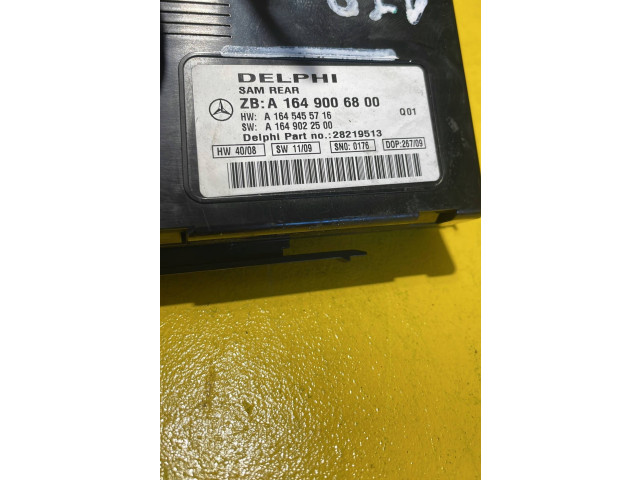 Блок предохранителей  A1649006800   Mercedes-Benz ML W164    