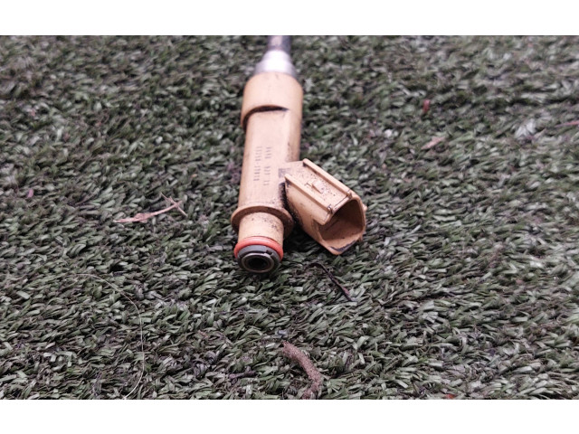 Vstřikovač 2325037010, 869092711 Toyota Prius (XW30) 2ZR-FXE