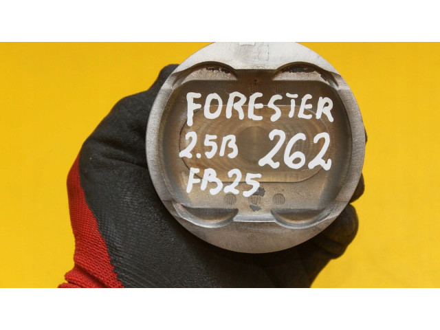 Поршень с шатуном    Subaru Forester SJ       