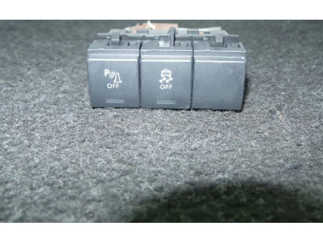 Блок управления 3.PINES   Peugeot 5008