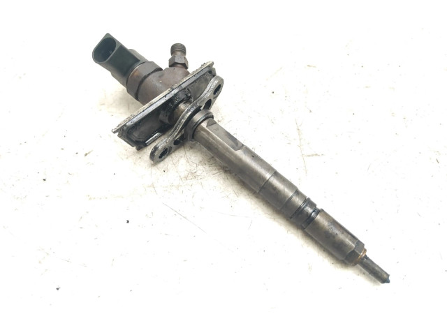 Vstřikovač 0445110114, 057130276H   Audi A8 S8 D2 4D     