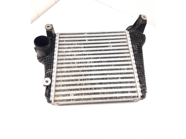 Интеркулер 95B145804E, T95B360 Porsche Macan