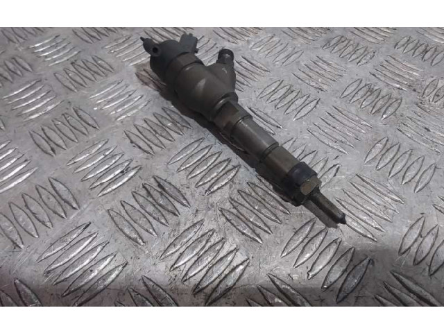 Форсунка 0445110008    Peugeot 406  RHZ 