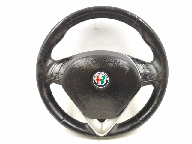 Руль Alfa Romeo Giulietta         