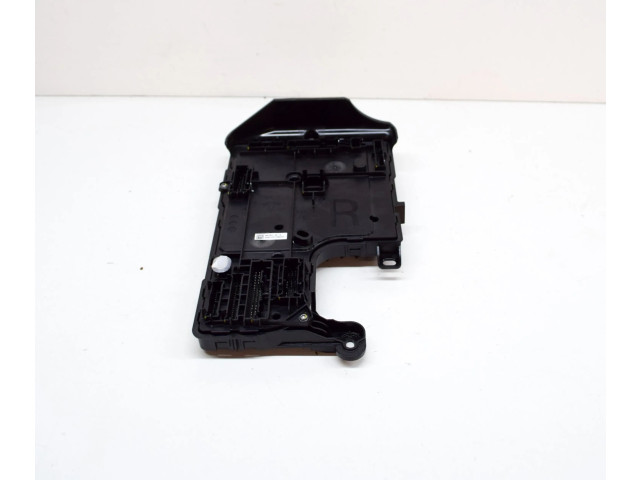 Блок комфорта 156745400B, 156685300A Tesla Model 3