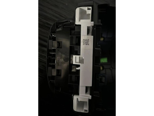 Панель приборов B001177080 Peugeot 108