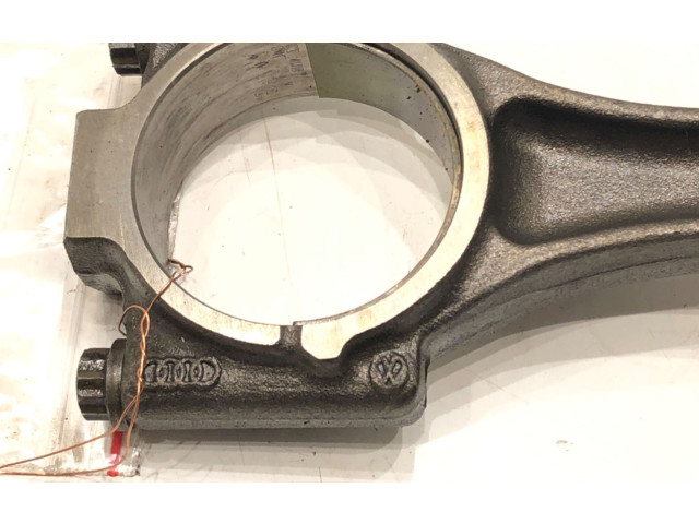 Поршень с шатуном CXX Volkswagen Golf VII