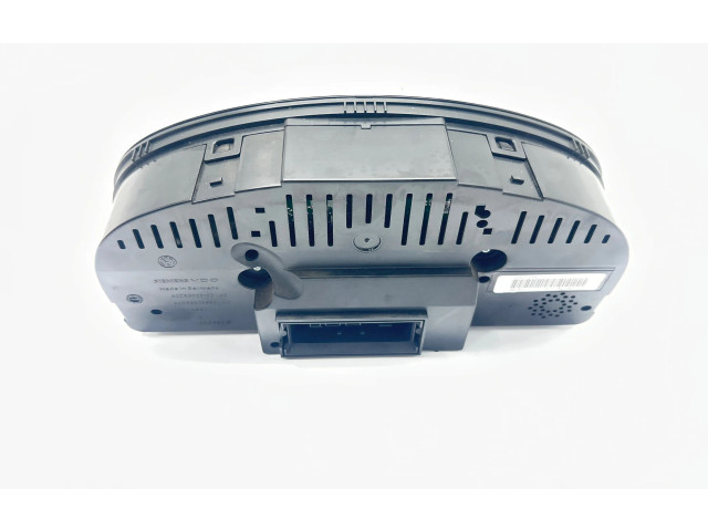 Přístrojová deska Volkswagen Caddy 2007 2K0920843C, V0003000