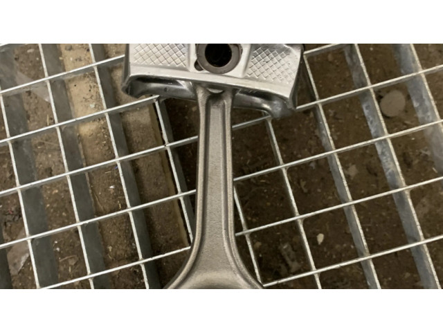 Поршень ERB Dodge Challenger для бензинового двигателя 3.6