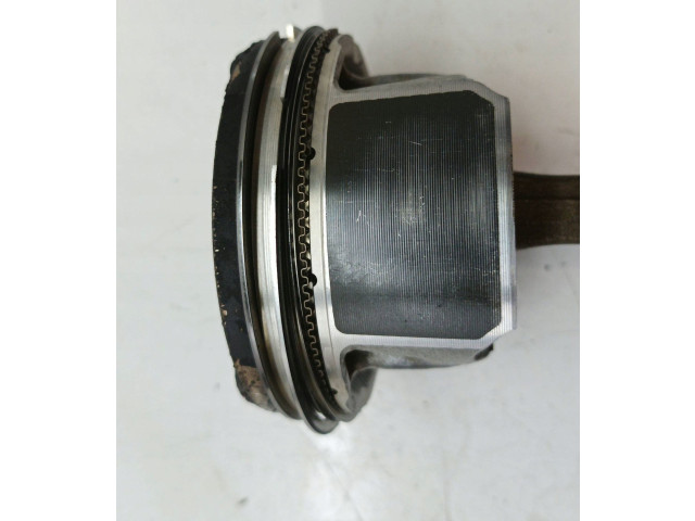  Поршень с шатуном  TFSI, TSI  Skoda Superb B6 (3T)  