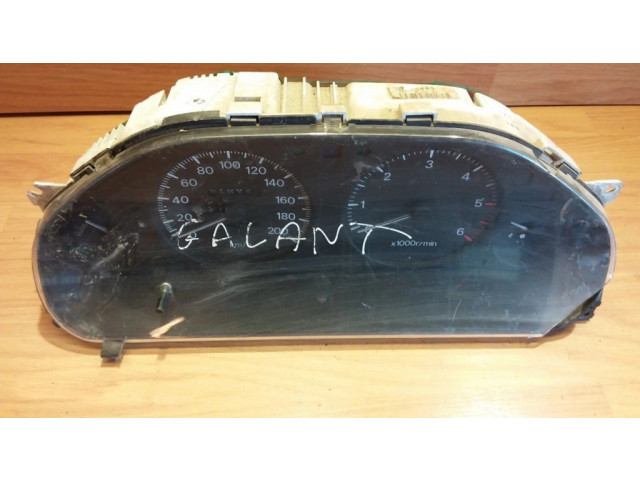 Панель приборов MB918449, 1573401962 Mitsubishi Galant