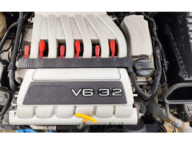 Панель приборов 250KM, 2008R Audi A3 S3 A3 Sportback 8P