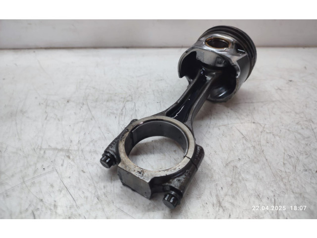 Píst Volkswagen Touareg I