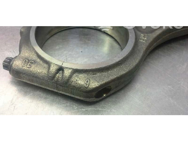 Шатун AFB     Volkswagen Passat Alltrack  