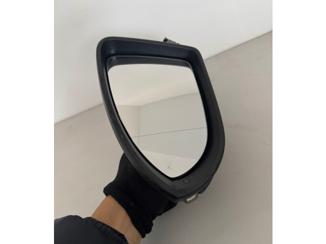 Зеркало электрическое Volkswagen Golf VII 2013 - 2019 года