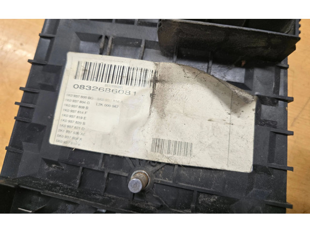 Pojistková skříňka 1K0937125A, 017183071 Volkswagen Caddy 2007