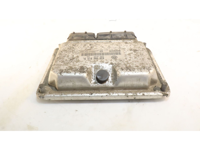 Блок управления двигателем Блок управления 0281011077 Skoda Octavia Mk1 (1U)