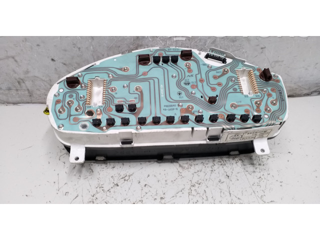 Панель приборов OP0179001, OPO352004 Mitsubishi Carisma