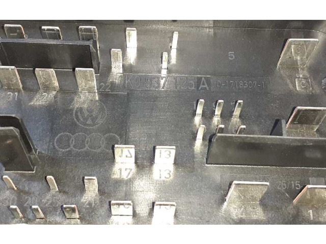   Pojistková skříňka 1K0937125A   Volkswagen Tiguan 2008