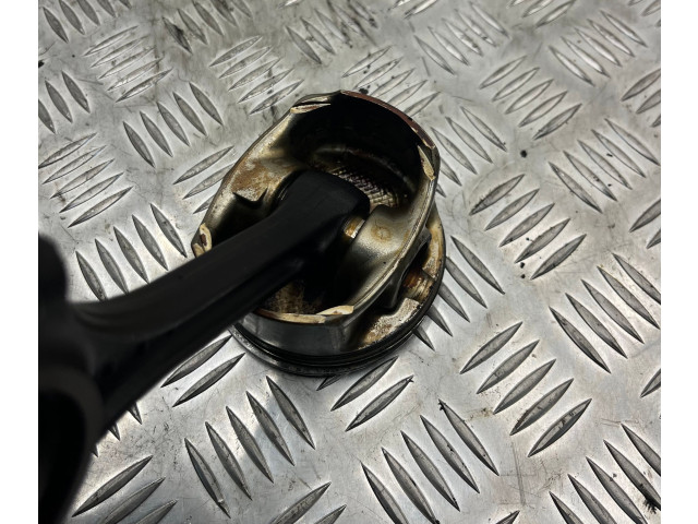  Поршень с шатуном  83L53, 83L53  Volvo XC90  