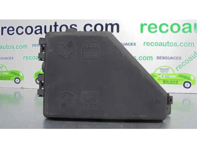 Блок предохранителей YQE103210, 133250040903   Rover 45    