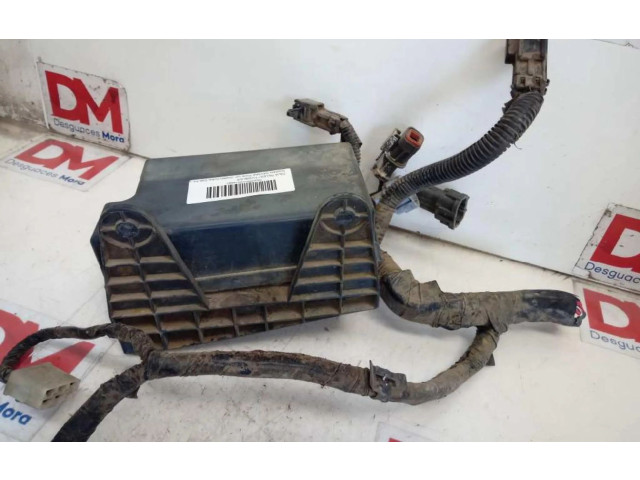 Pojistková skříňka Nissan Navara