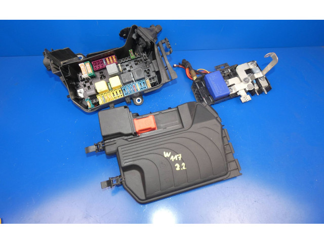 Блок предохранителей  A2465403803   Mercedes-Benz CLA C117 X117 W117    