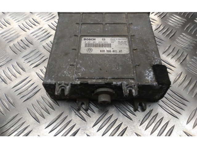 Блок управления двигателя 028906021AT, 0281001368   Volkswagen PASSAT B4